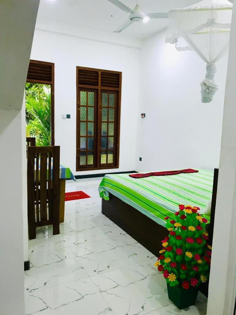 Green Jade Inn Mirissa Εξωτερικό φωτογραφία